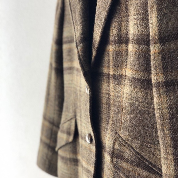 Vintage Ralph Lauren women’s Blazer - Picture 2 of 4